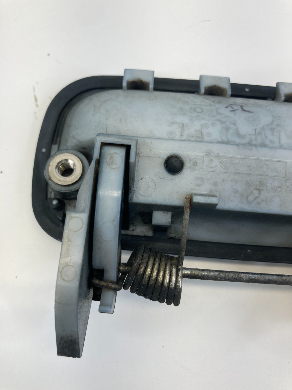 98 99 00 01 02 Toyota 4Runner Front Left Driver Side Exterior Door Handle OEM