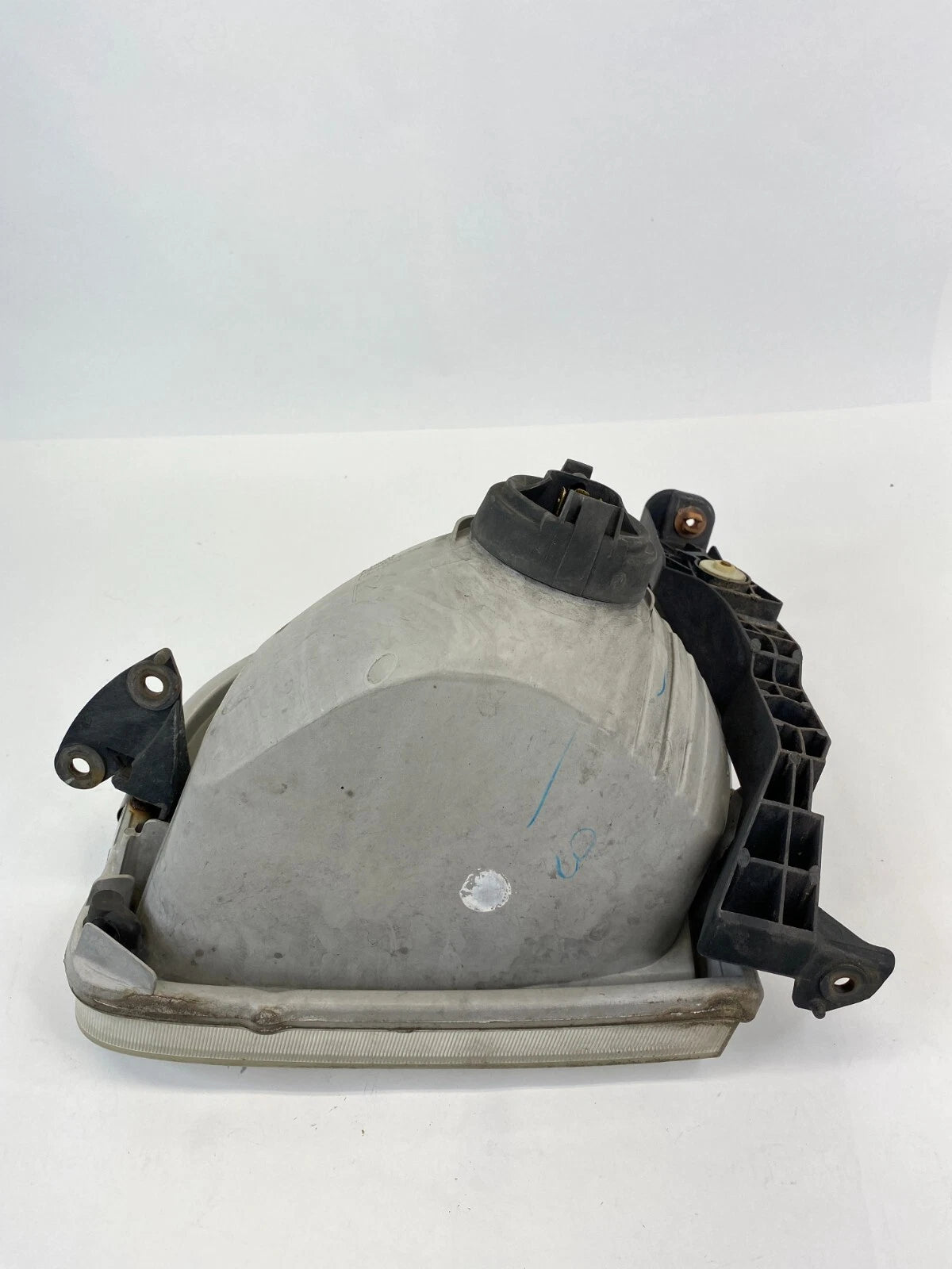 2001-2004 TOYOTA SEQUOIA HEADLIGHT HEADLAMP LAMP FRONT RIGHT PASSENGER SIDE OEM
