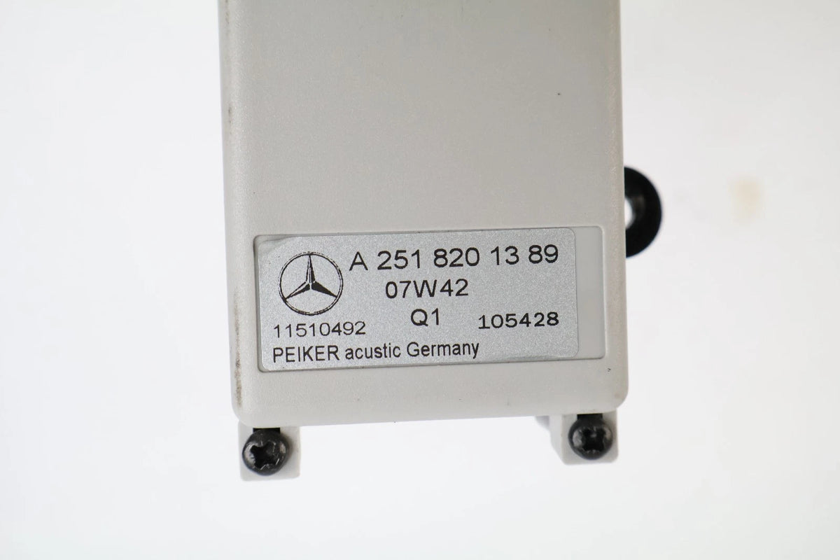 2006-2012 MERCEDES W251 R350 RADIO ANTENNA AMPLIFIER MODULE OEM A2518201389