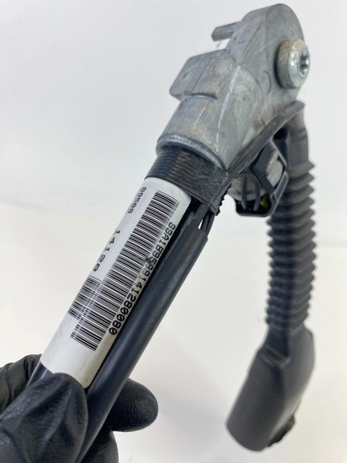 2013-2019 Ford Flex Front Left Driver Seat Belt Buckle OEM