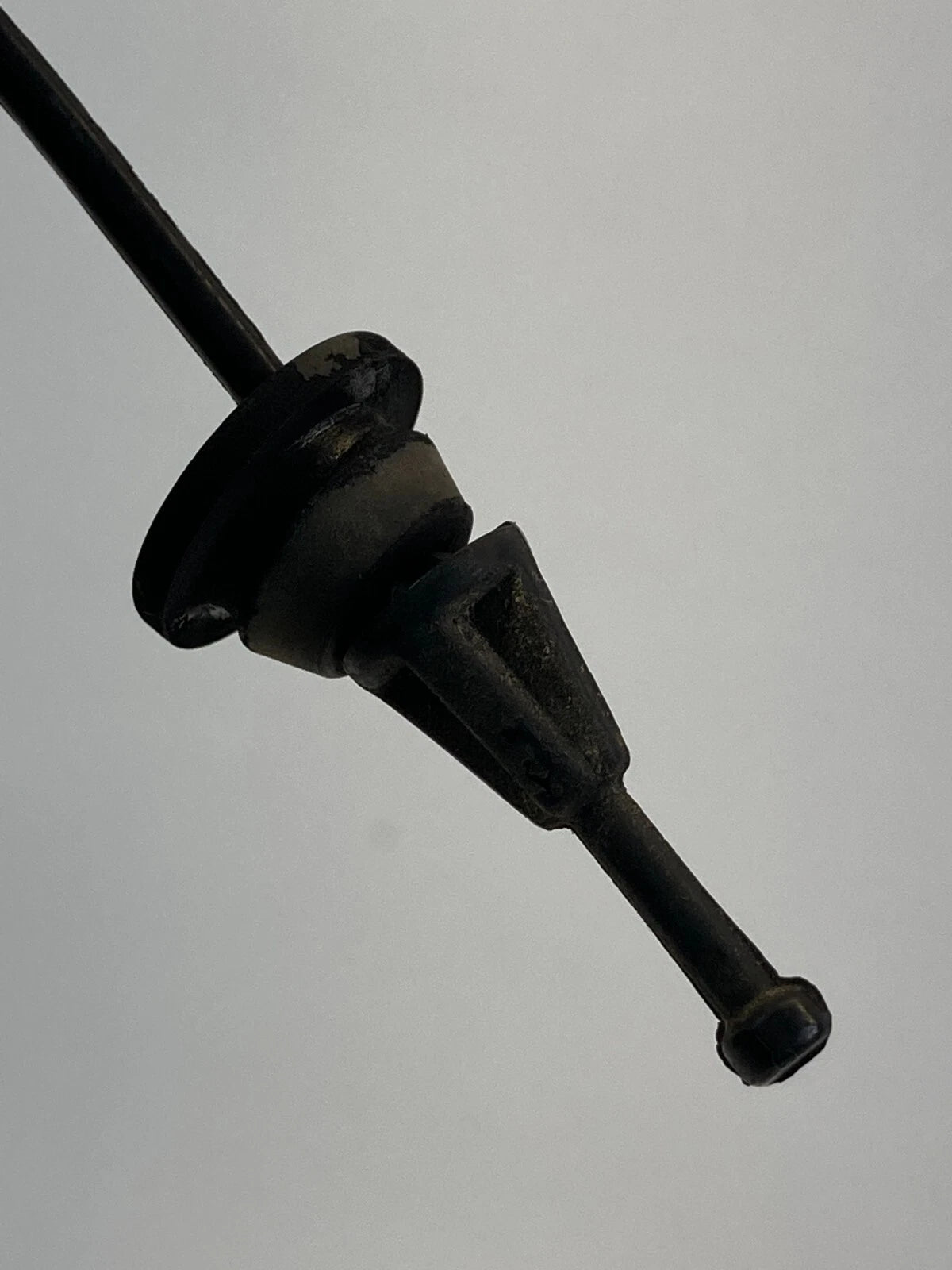 98-04 LINCOLN NAVIGATOR 97-04 FORD EXPEDITION FUEL FILLER TANK GAS LID COVER CAP