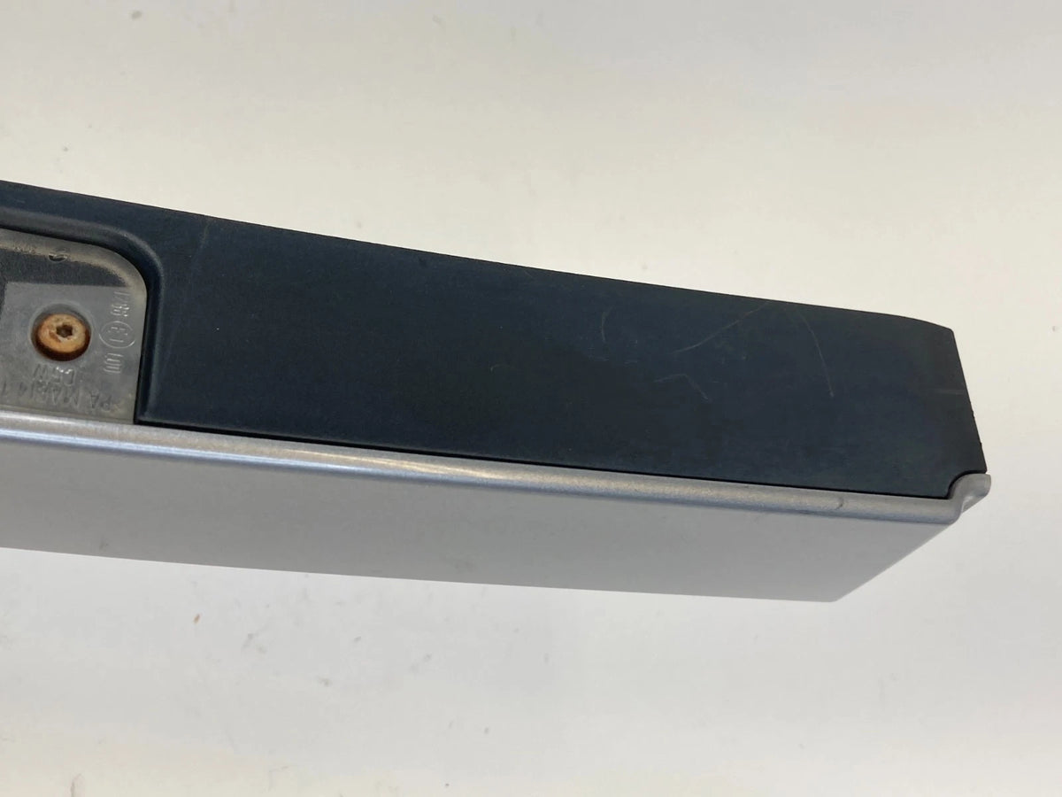 2003 2004 SAAB 9-3 REAR TRUNK LID RELEASE HANDLE LICENSE PLATE LIGHTS TRIM PANEL