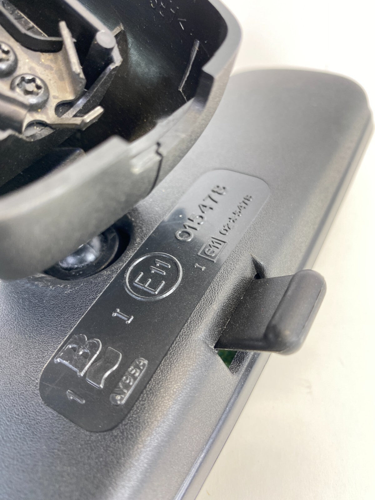 2004-2007 Volvo S40 Rear View Interior Mirror Assembly E11015478 OEM