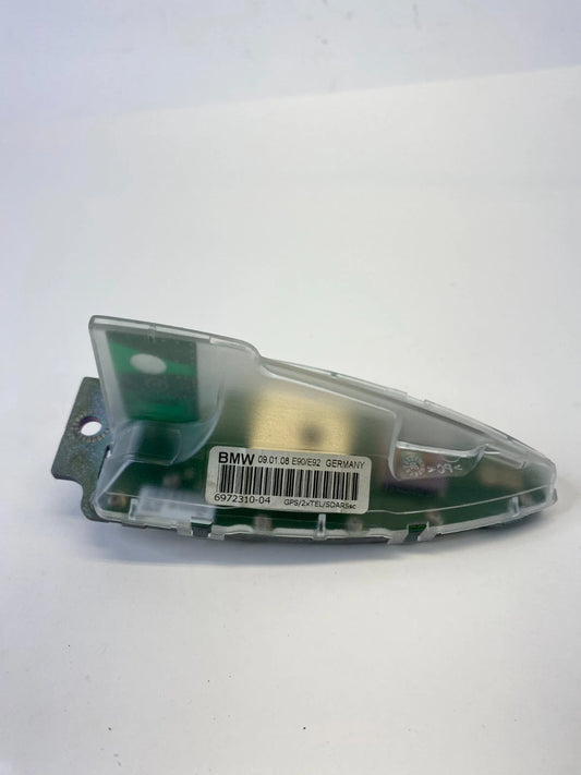 2007-2008 BMW 328XI ROOF MOUNT SHARK FIN RADIO ANTENNA ASSEMBLY 697231004 OEM