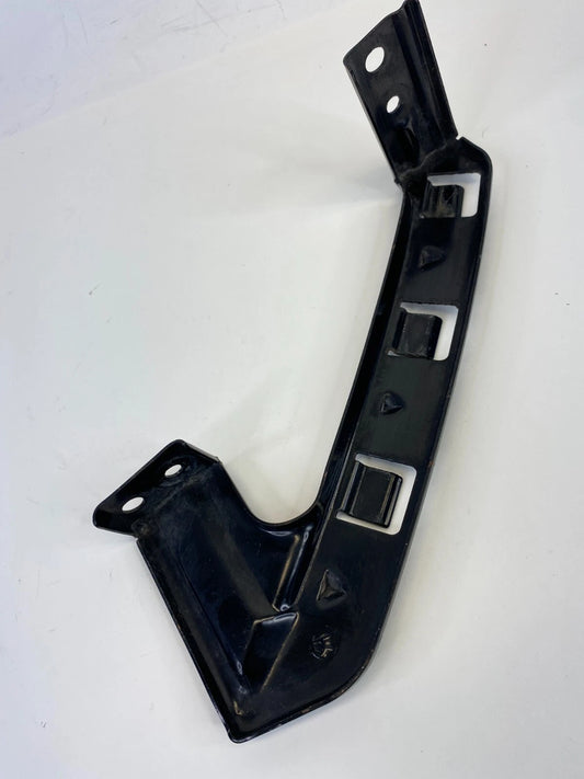 2014-2016 KIA FORTE FRONT RIGHT BUMPER RETAINER BRACKET MOUNT HOLDER OEM FACTORY