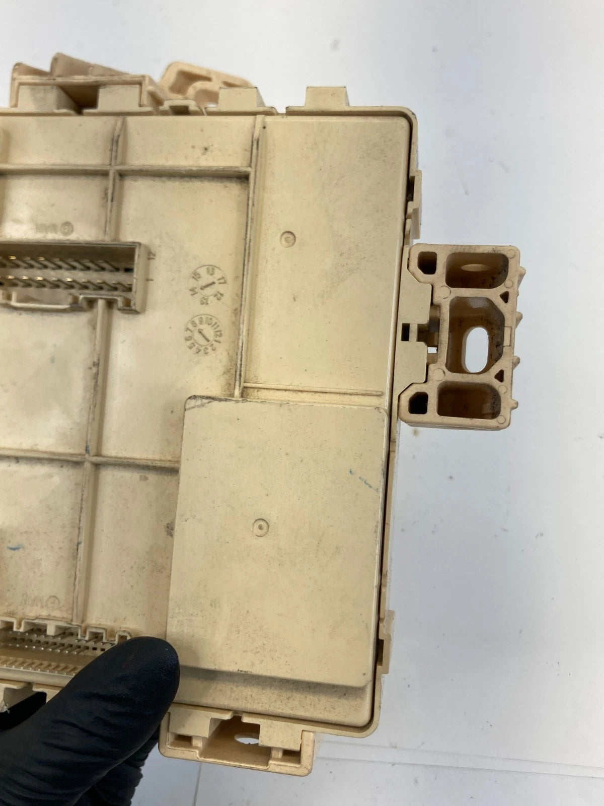 14-16 KIA FORTE INTERIOR UNDER DASH FUSE RELAY BOX COMPARTMENT 91950A7030 OEM