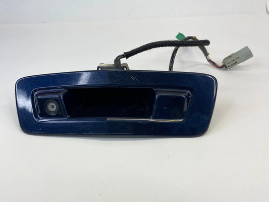 2009-2012 CHEVROLET TRAVERSE REAR LIFTGATE HANDLE W/ BACKUP CAMERA 25829628 OEM