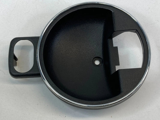 06-09 PONTIAC TORRENT FRONT RIGHT INNER DOOR HANDLE BEZEL TRIM OEM M831400001