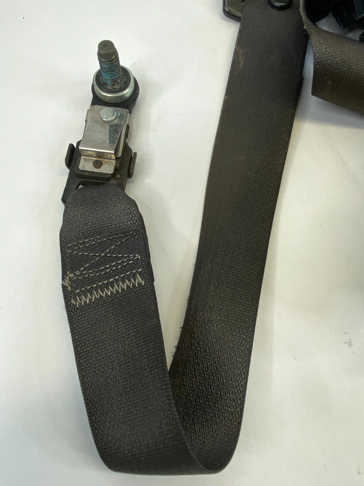 2006-2009 PONTIAC TORRENT FRONT LEFT DRIVER SEAT BELT RETRACTOR 34060627A OEM
