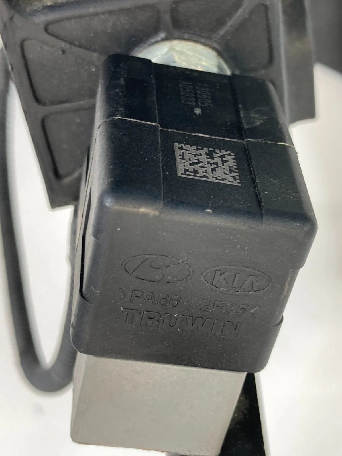 2006-2010 KIA SEDONA 3.8L AUTOMATIC BRAKE PEDAL SUPPORT ASSEMBLY 328004DXXX OEM