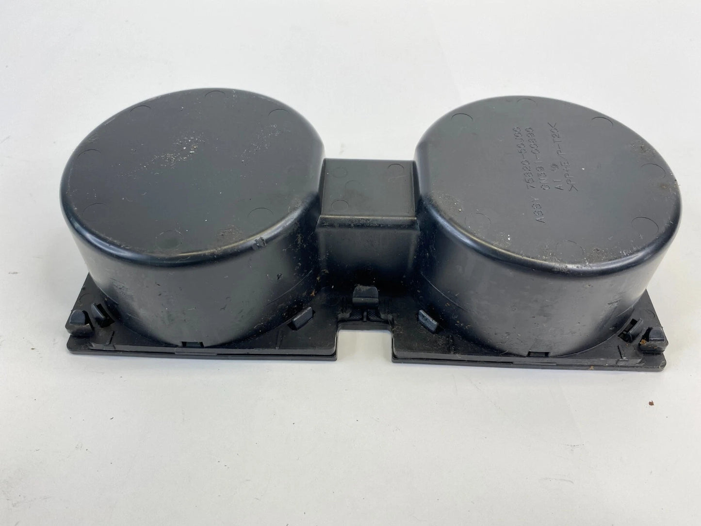 2003-2005 SUZUKI GRAND VITARA CENTER CONSOLE CUP HOLDER 75820-50J00 OEM