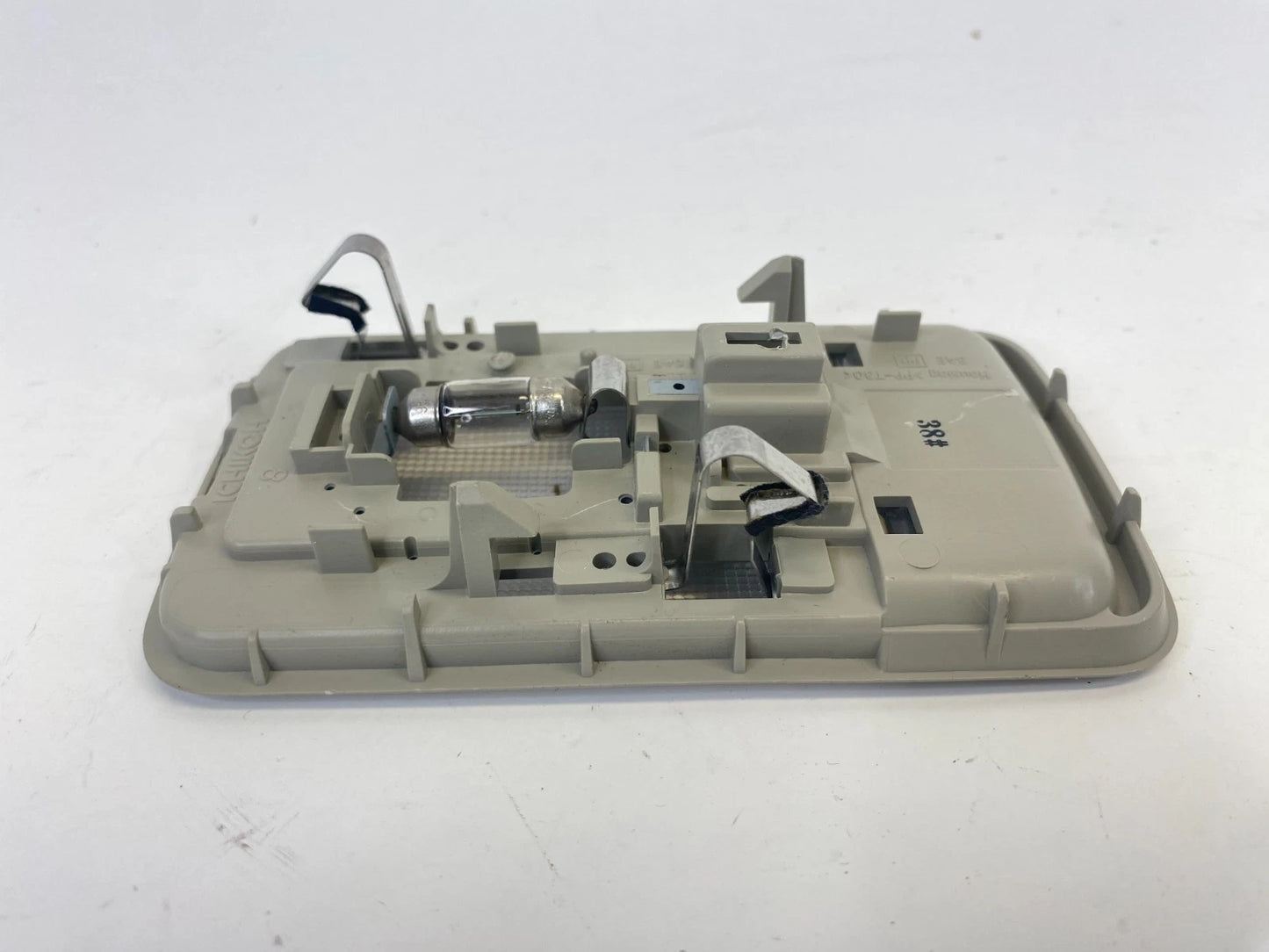 08-13 2008-2013 Nissan Rogue Center Overhead Upper Console Dome Light Lamp OEM