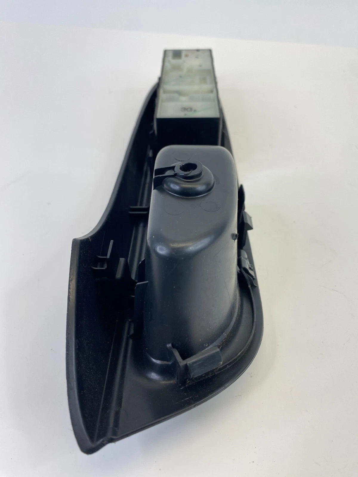 2012-2019 NISSAN VERSA FRONT LEFT SIDE DOOR POWER MASTER WINDOW SWITCH W/ BEZEL