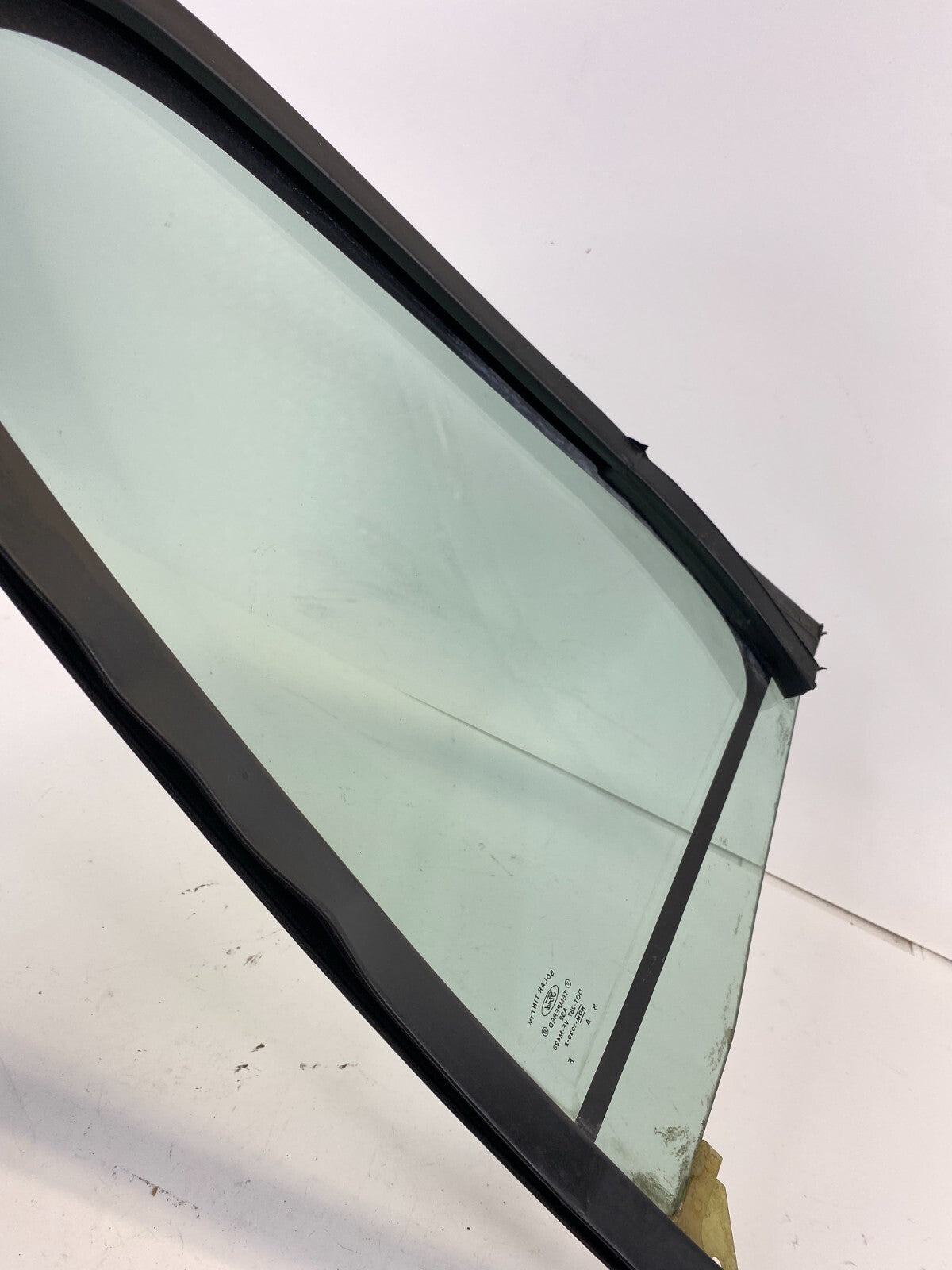 2003-2011 Ford Crown Victor Rear Right Side Door Vent Quarter Window Glass OEM