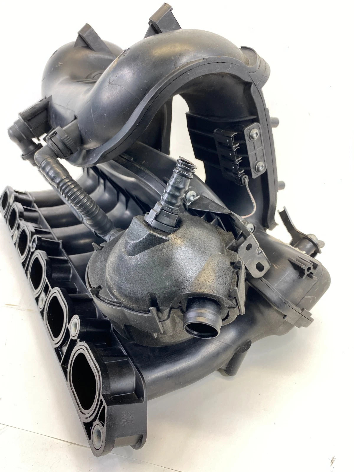 2006 2007 BMW 525i 3.0L A/T ENGINE AIR INTAKE MANIFOLD ASSY OEM