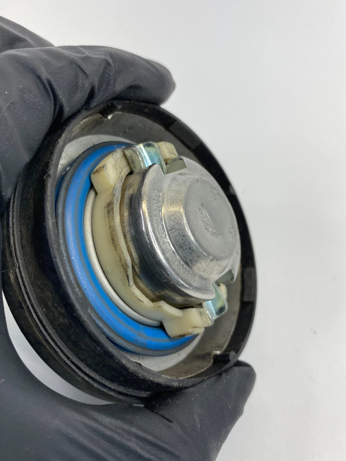 2003-2006 MERCEDES-BENZ E 500 FUEL FILLER GAS LID CAP COVER A220-470-07-05