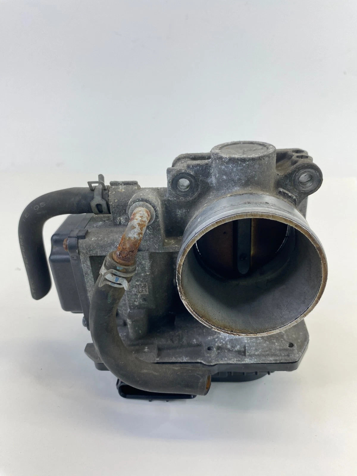 2015-2020 Honda Fit 1.5L L4 16V FWD Throttle Body Throttle Valve Assy OEM