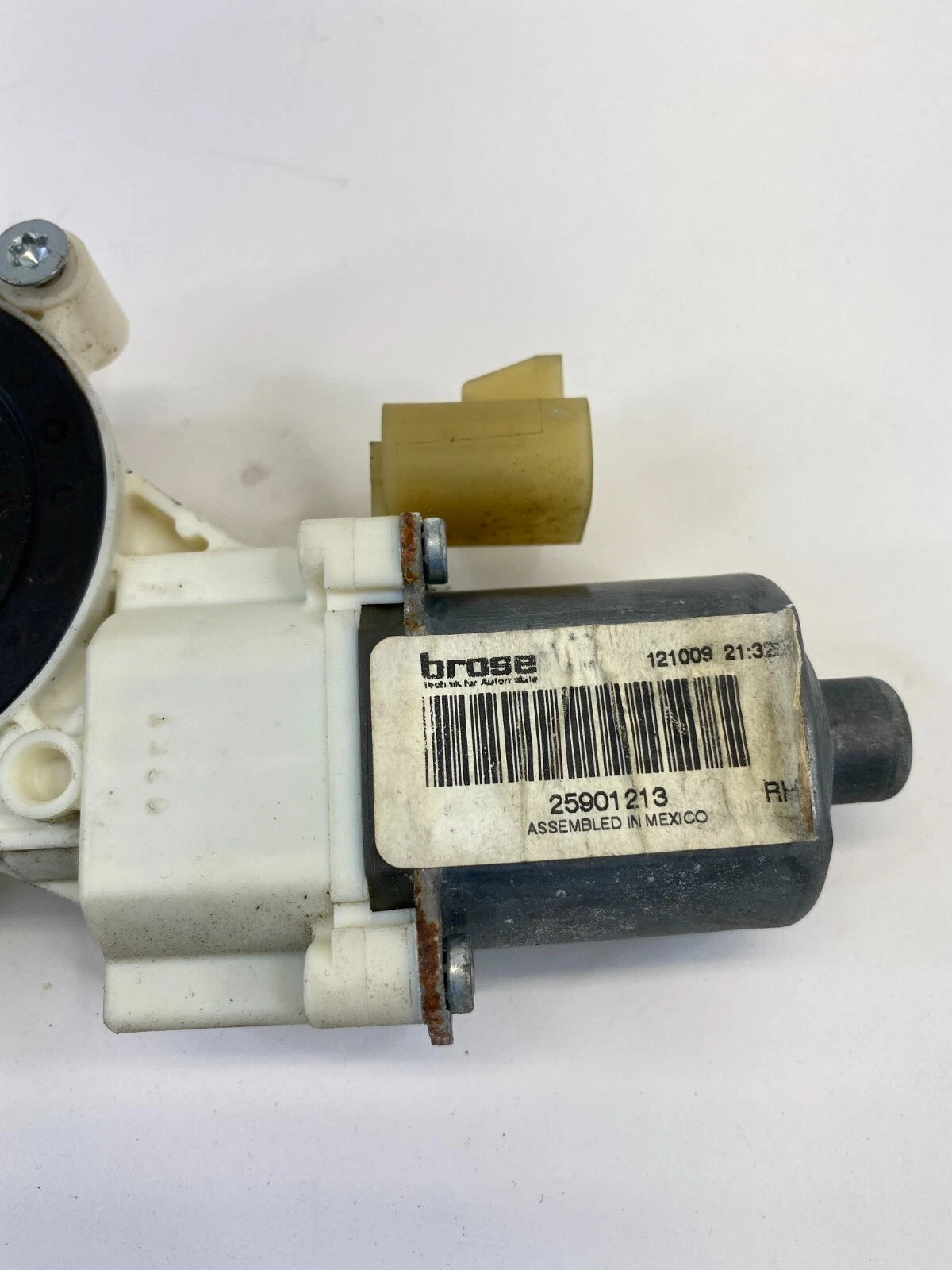 2009-2012 CHEVROLET TRAVERSE FRONT RIGHT SIDE DOOR POWER WINDOW MOTOR 25901213