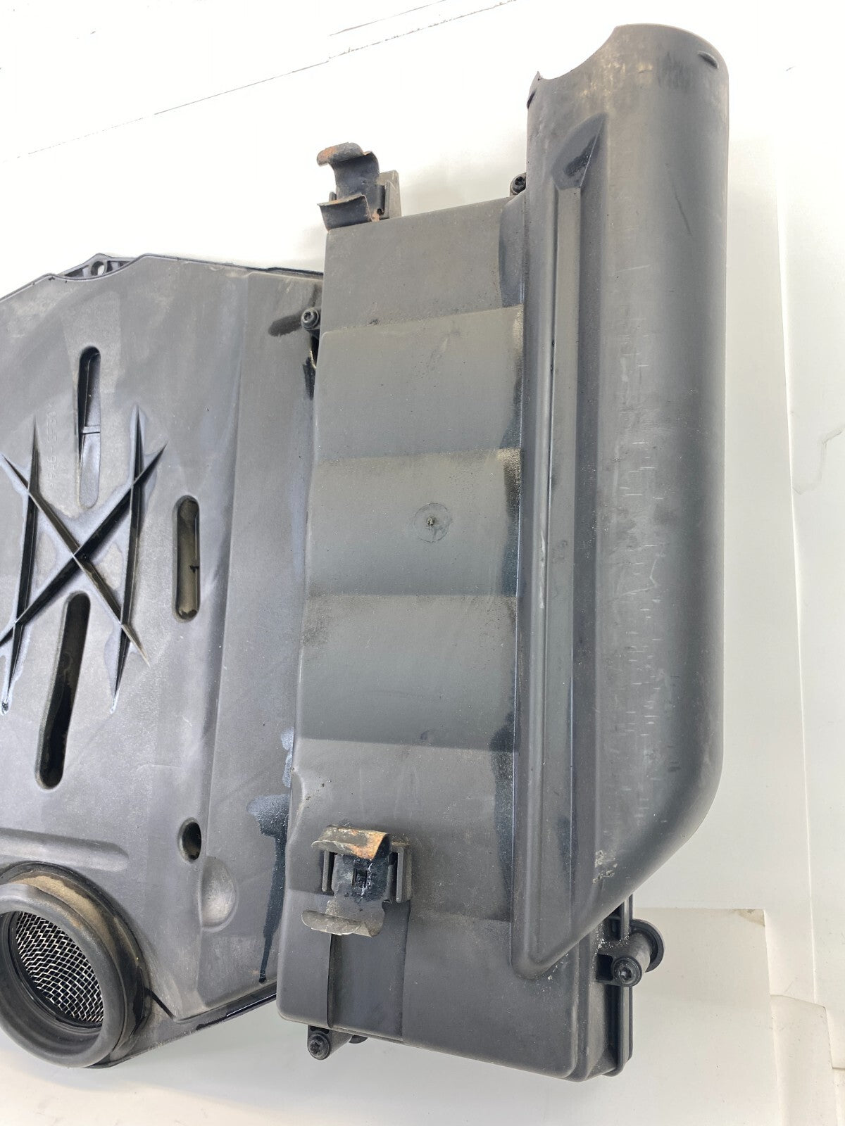 2000-2006 Mercedes S500 5.0L Air Cleaner Filter Box Engine Cover A1120940004