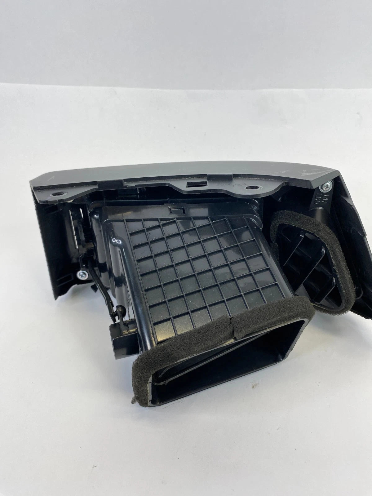 2007-2010 HYUNDAI ELANTRA DASH RIGHT RH AC AIR VENT GRILLE OUTER 974902H000 OEM