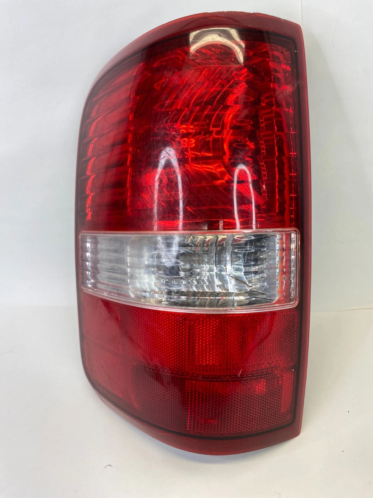 2004-2008 FORD F-150 F150 REAR LEFT TAIL LIGHT LAMP TAILLIGHT 5L34-13B505-C OEM