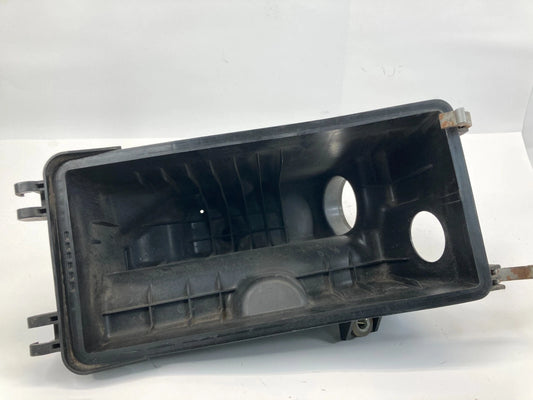2010-2013 SUZUKI SX4 AIR CLEANER INTAKE LOWER COVER HOUSING OEM 13700-54L00