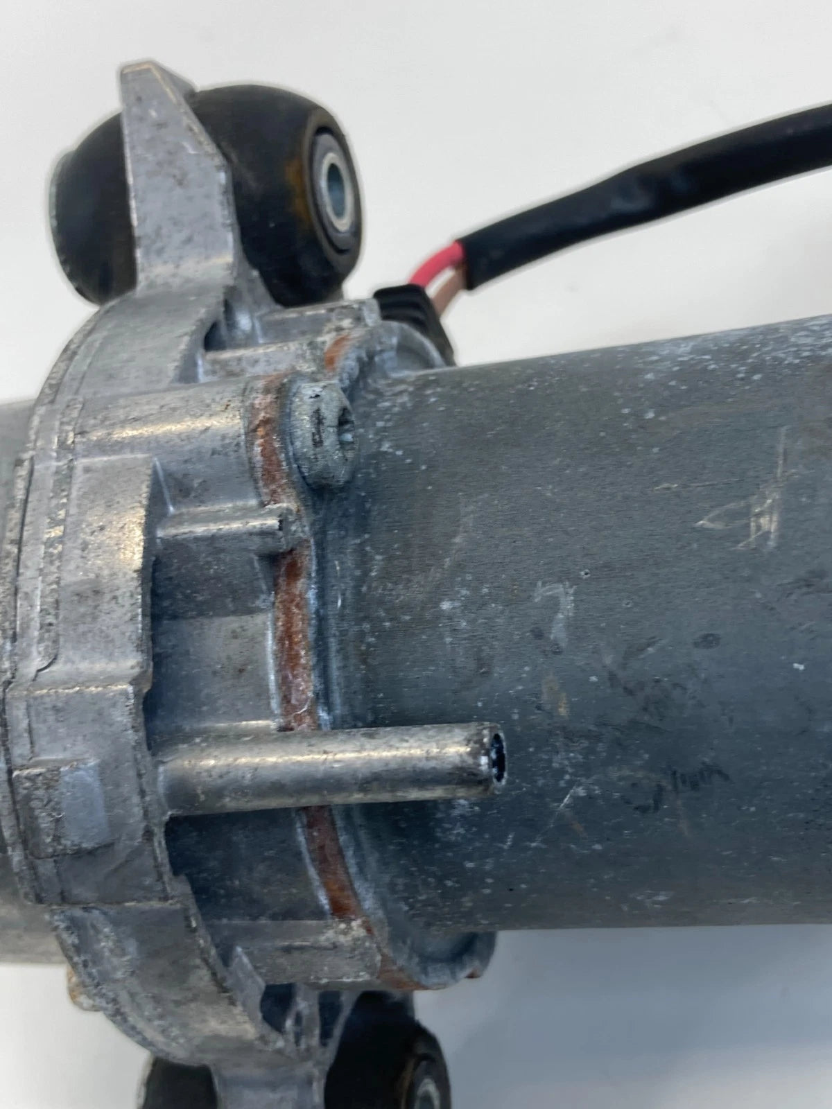2012 VOLVO S60 T5 POWER BOOSTER BRAKE VACUUM PUMP 31329920 OEM