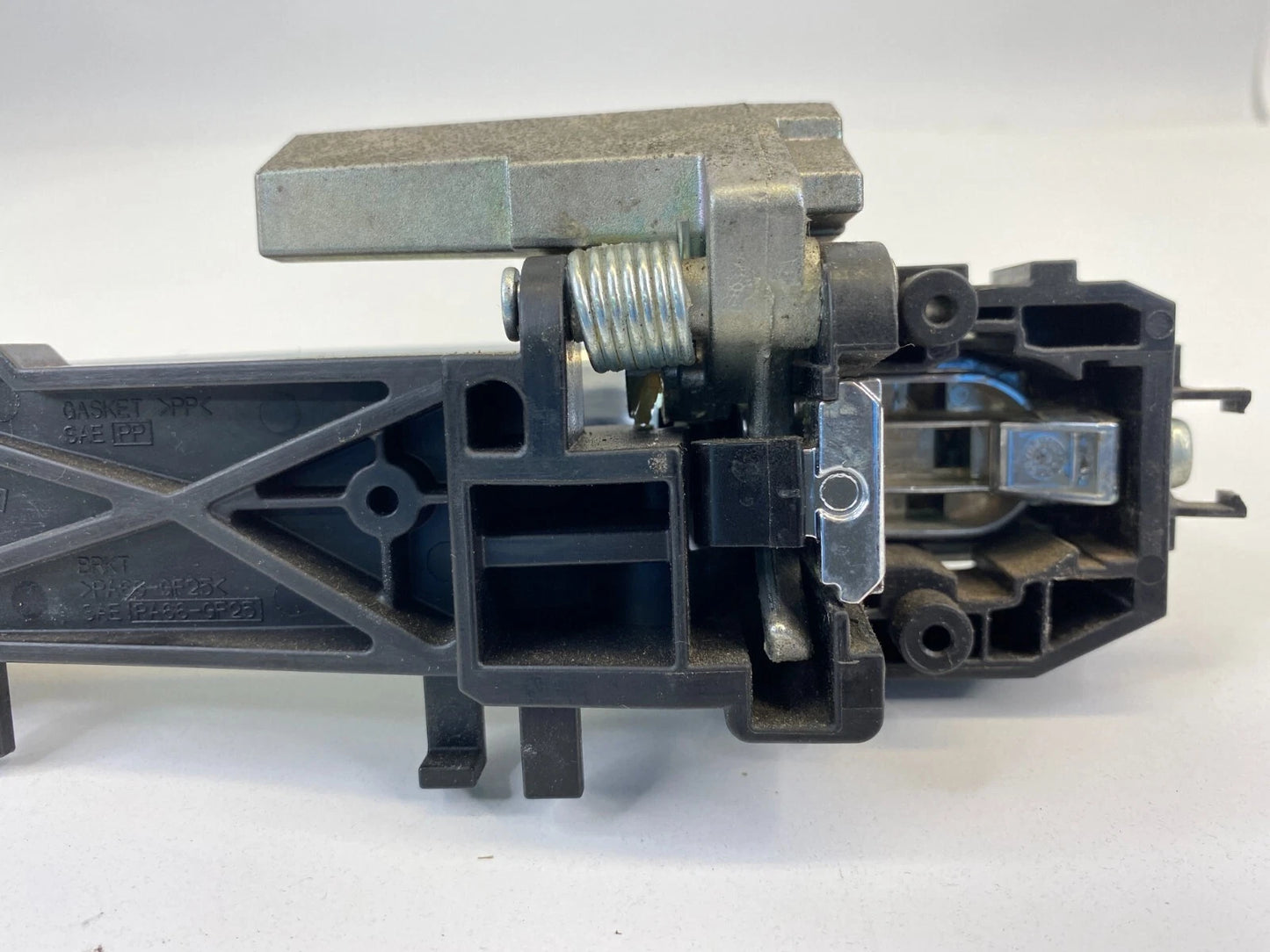 2010 2011 2012 2013 NISSAN ROGUE REAR RIGHT SIDE EXTERIOR DOOR HANDLE ASSY OEM