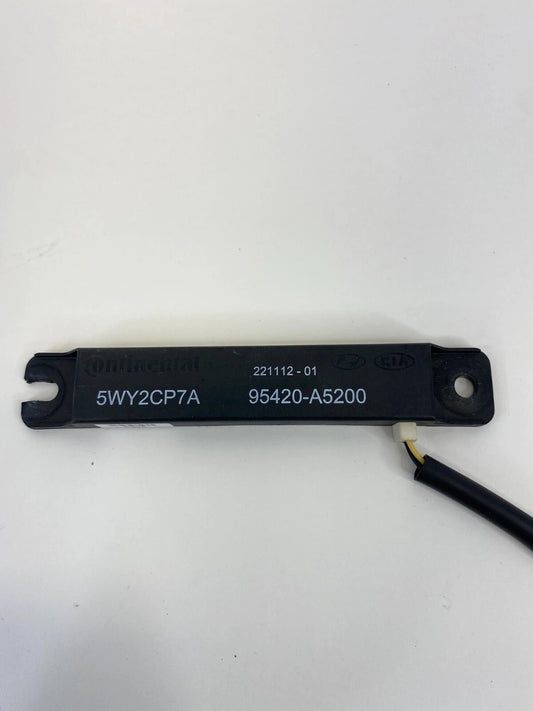 2013-2018 HYUNDAI SANTA FE SPORT SMART KEY KEYLESS IGNITION UNIT 95420-A5300 OEM