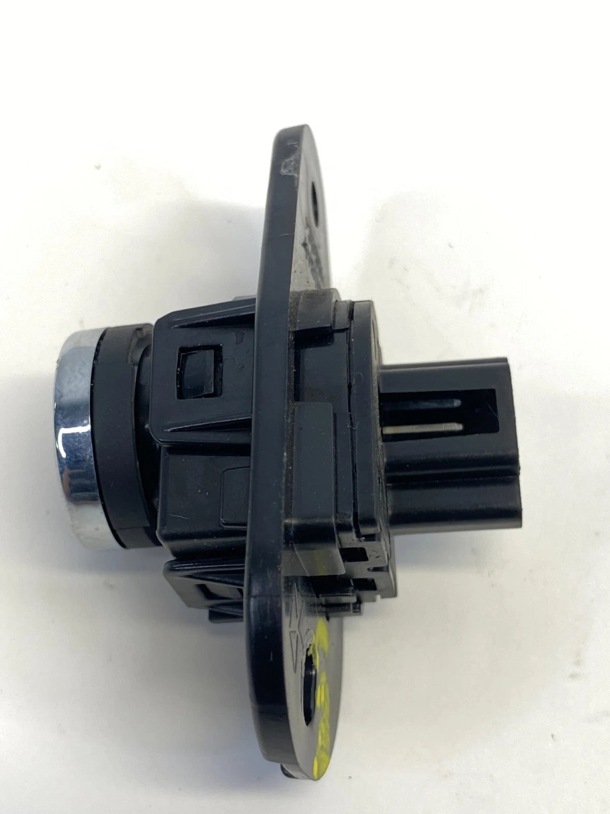 15-17 CHRYSLER 200 REAR LIFTGATE TRUNK RELEASE DECK LID SWITCH 68141864AA OEM