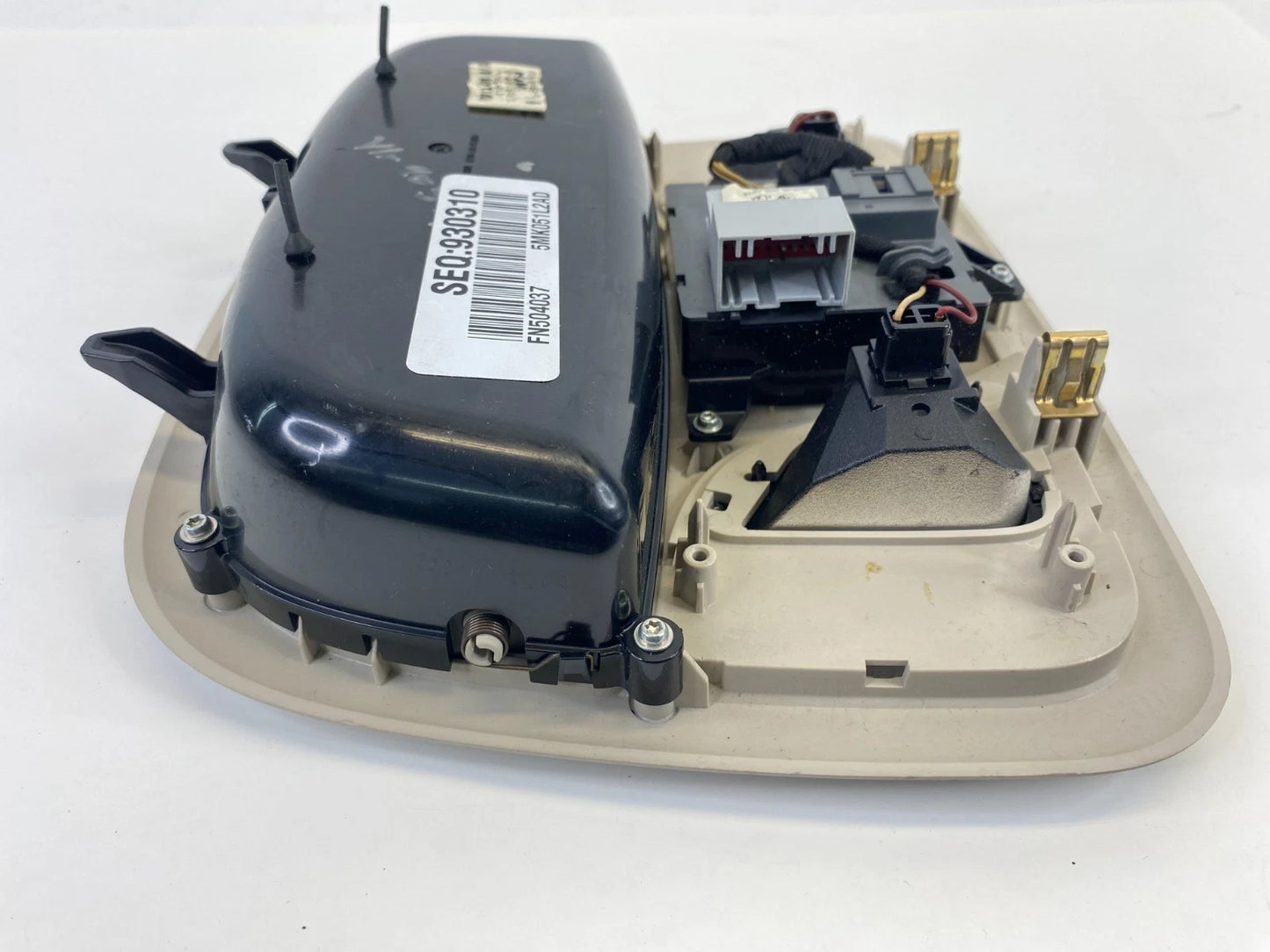 2015-2017 CHRYSLER 200 OVERHEAD CONSOLE DOME MAP LIGHT INTERIOR HOUSING OEM