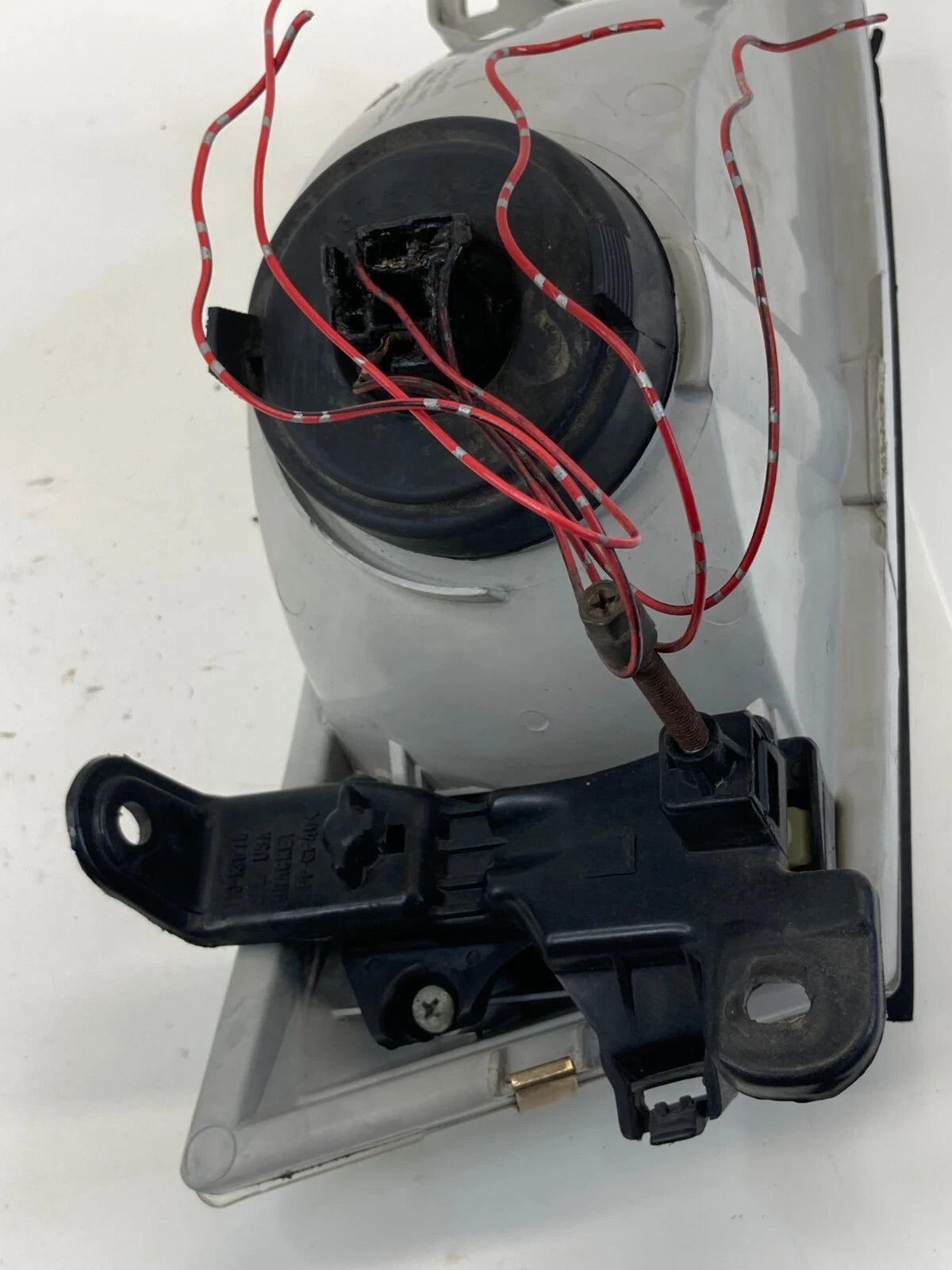 1997-1999 TOYOTA CAMRY FRONT LEFT DRIVER SIDE HEADLIGHT HEADLAMP ASSY OEM