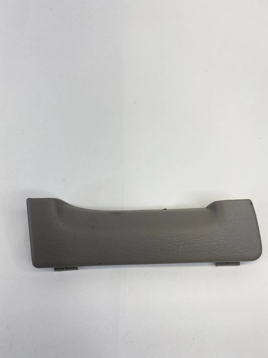 2001-2006 TOYOTA SEQUOIA REAR RIGHT B-PILLAR GRAB HANDLE TRIM COVER 74637-0C010