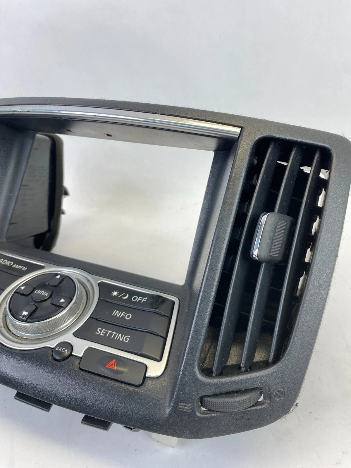 2007 2008 INFINITI G35 SEDAN FACEPLATE RADIO INFO DISPLAY CONTROL 28395JK60B OEM