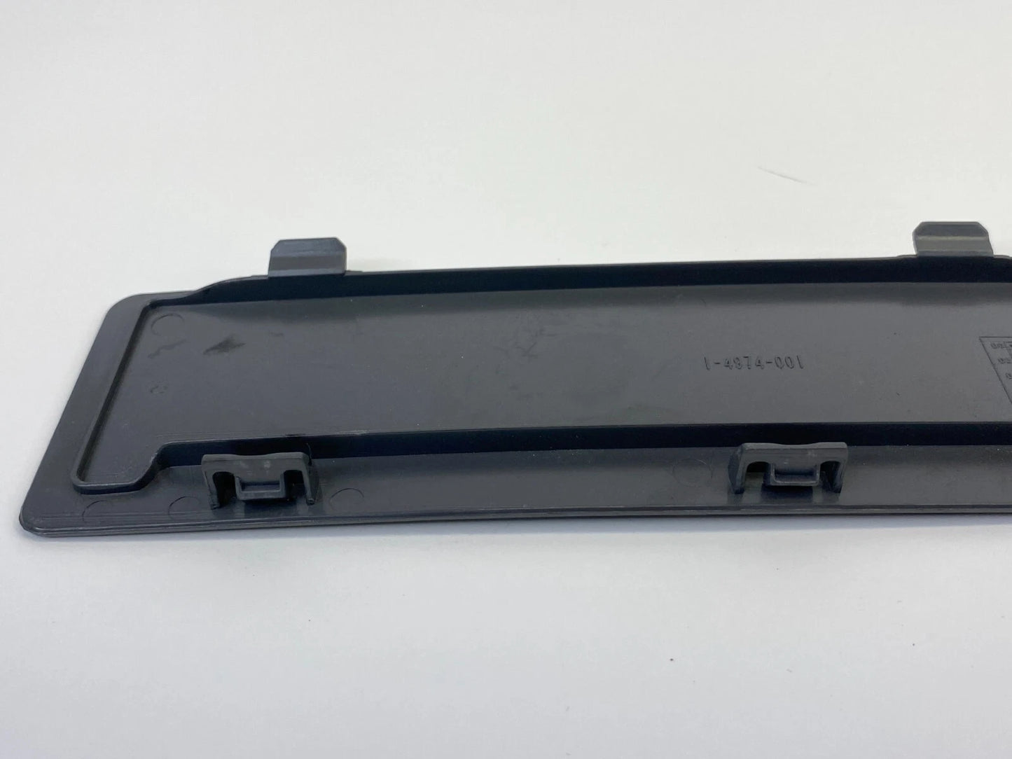 02-05 BMW 745I 745LI REAR TRUNK LID LIGHT ACCESS COVER BEZEL PANEL 51497030468