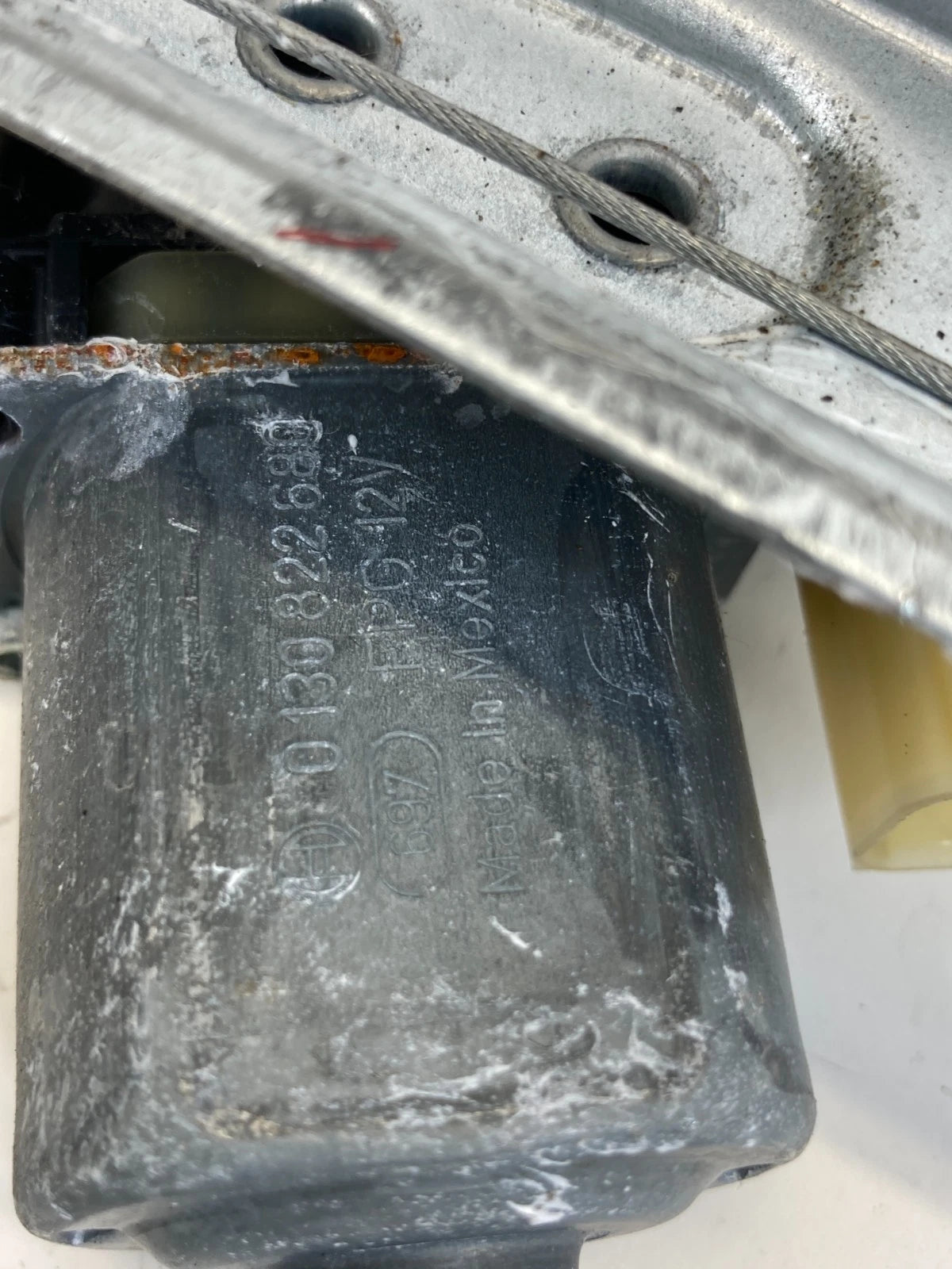 12-17 CHEVROLET EQUINOX REAR RIGHT DOOR WINDOW REGULATOR W/MOTOR 98810-J305 OEM