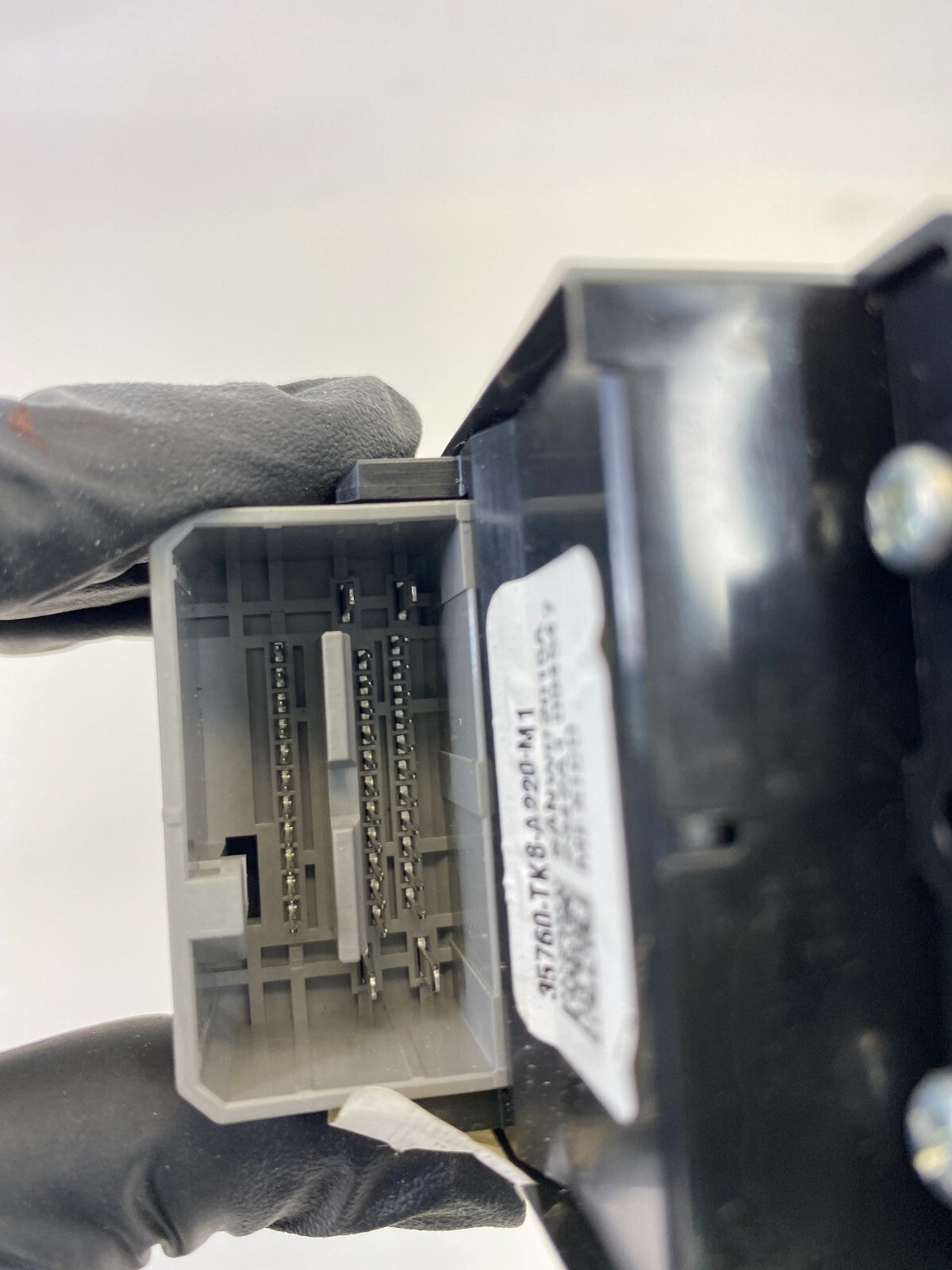 11-13 Honda Odyssey Front Right Door Power Window & Lock Switch 35760-TK8-A22