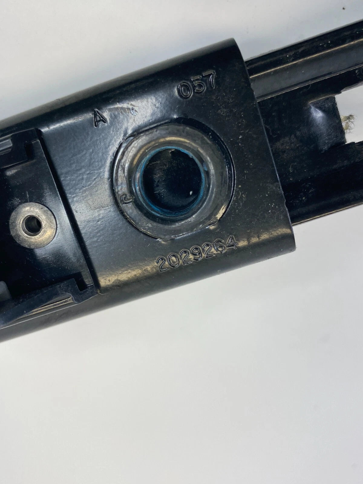 11 12 13 14 15 16 HYUNDAI ELANTRA FRONT LEFT SIDE SEAT BELT ADJUSTER HEIGHT OEM