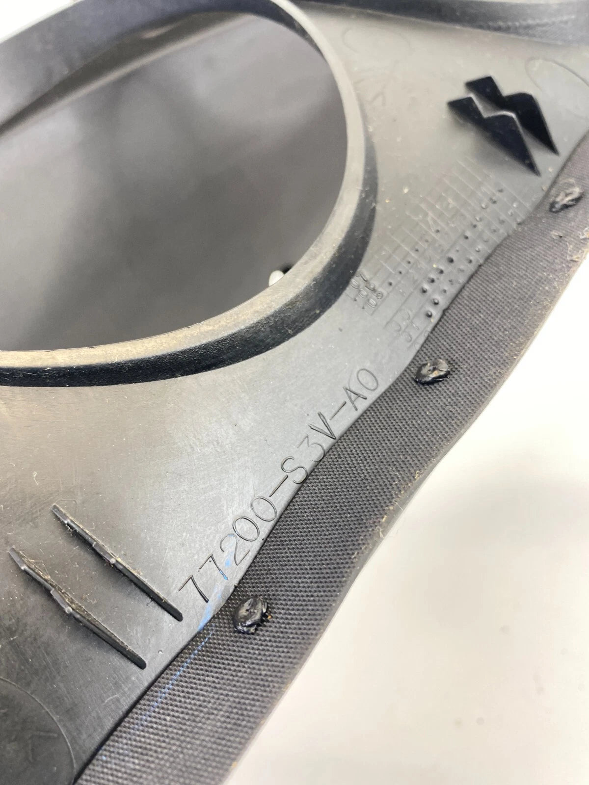 01-06 ACURA MDX SPEEDOMETER INSTRUMENT CLUSTER DASH BEZEL TRIM 77200-S3V-A0 OEM