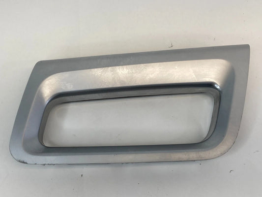 08 09 10 SATURN VUE FRONT RIGHT SIDE INNER DOOR PULL HANDLE TRIM BEZEL OEM