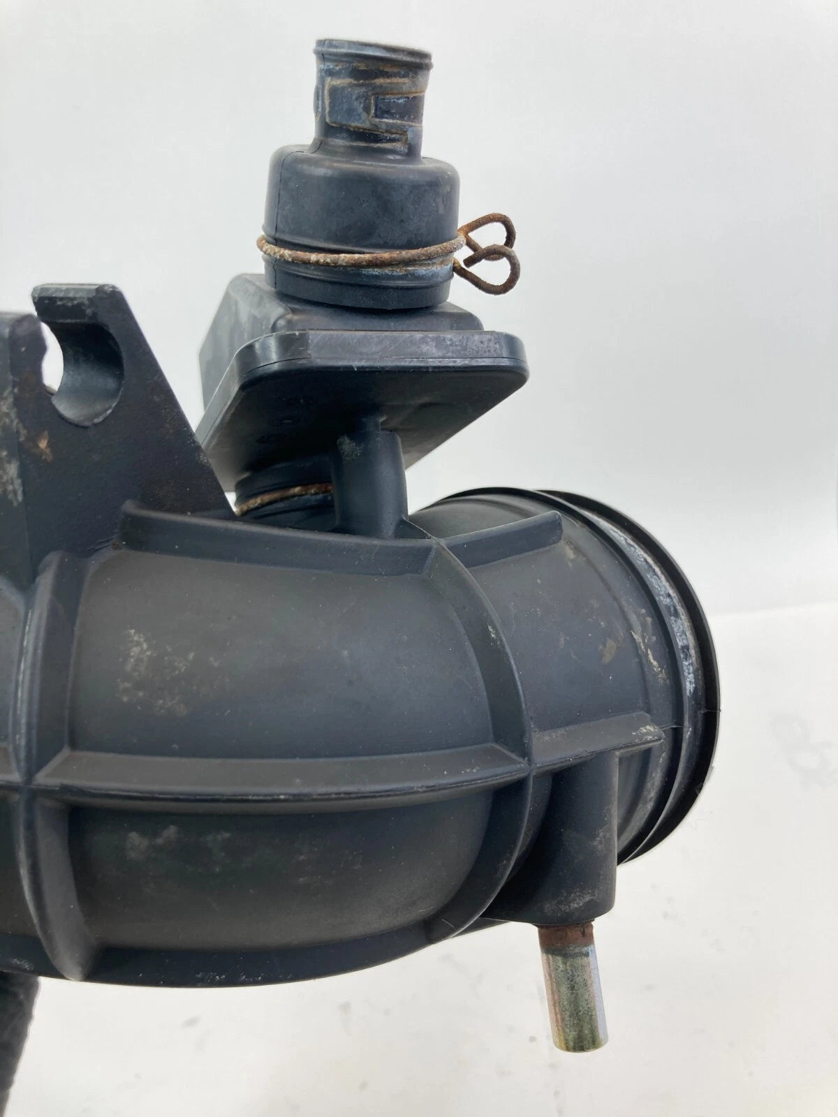 2003-2006 HONDA ELEMENT 2.4L AIR FLOW CLEANER HOUSING INTAKE DUCT HOSE OEM