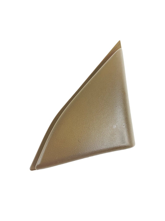 1999-2005 PONTIAC GRAND AM FRONT RIGHT INNER CORNER MIRROR COVER TRIM 22614768