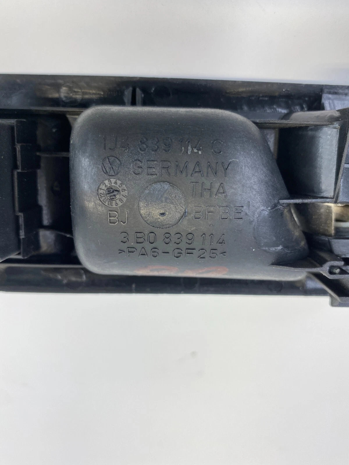 1999-2005 VW JETTA REAR RIGHT PASSENGER INNER DOOR HANDLE TWEETER SPEAKER OEM