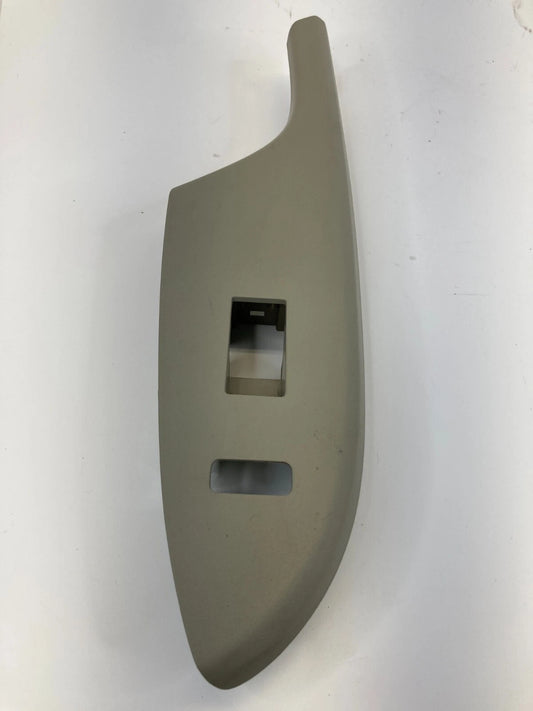 09-13 TOYOTA COROLLA SEDAN REAR RIGHT SIDE DOOR WINDOW SWITCH BEZEL 74231-12880