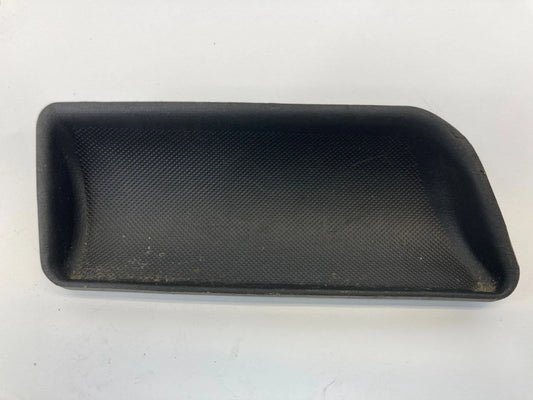 06-13 CHEVROLET IMPALA REAR RIGHT DOOR PANEL SCREW COVER CAP MAT TRIM 10352912