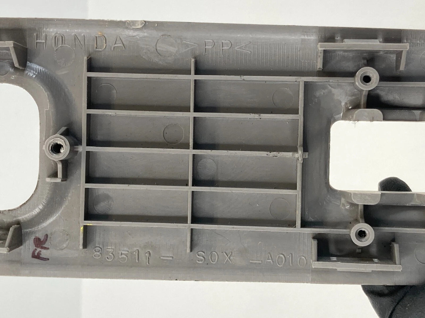 99-04 HONDA ODYSSEY FRONT RIGHT DOOR WINDOW SWITCH COVER BEZEL 83511S0XA010 OEM