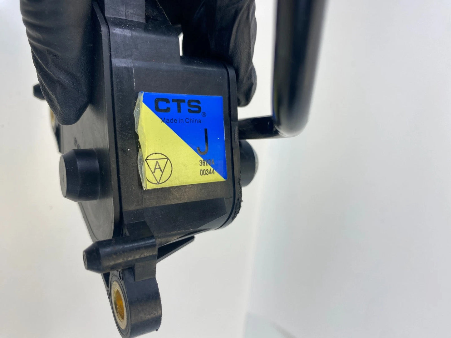 2008-2013 NISSAN ROGUE 14 15 SELECT ACCELERATOR GAS PEDAL TRAVEL SENSOR ASSY OEM