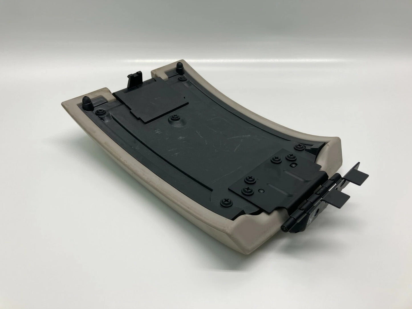 2004-2006 CHRYSLER PACIFICA CENTER CONSOLE ARMREST LID DOOR COVER ARM REST OEM