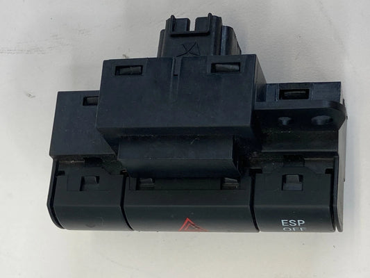 09 10 CHRYSLER TOWN & COUNTRY DASH HAZARD ESP OFF CONTROL SWITCH 68025899AA