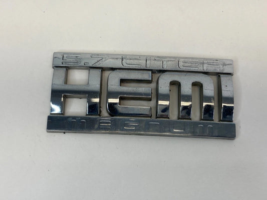 03-05 DODGE RAM 2500 5.7L HEMI MANGUM LEFT OR RIGHT EMBLEM NAMEPLATE 55077661AA